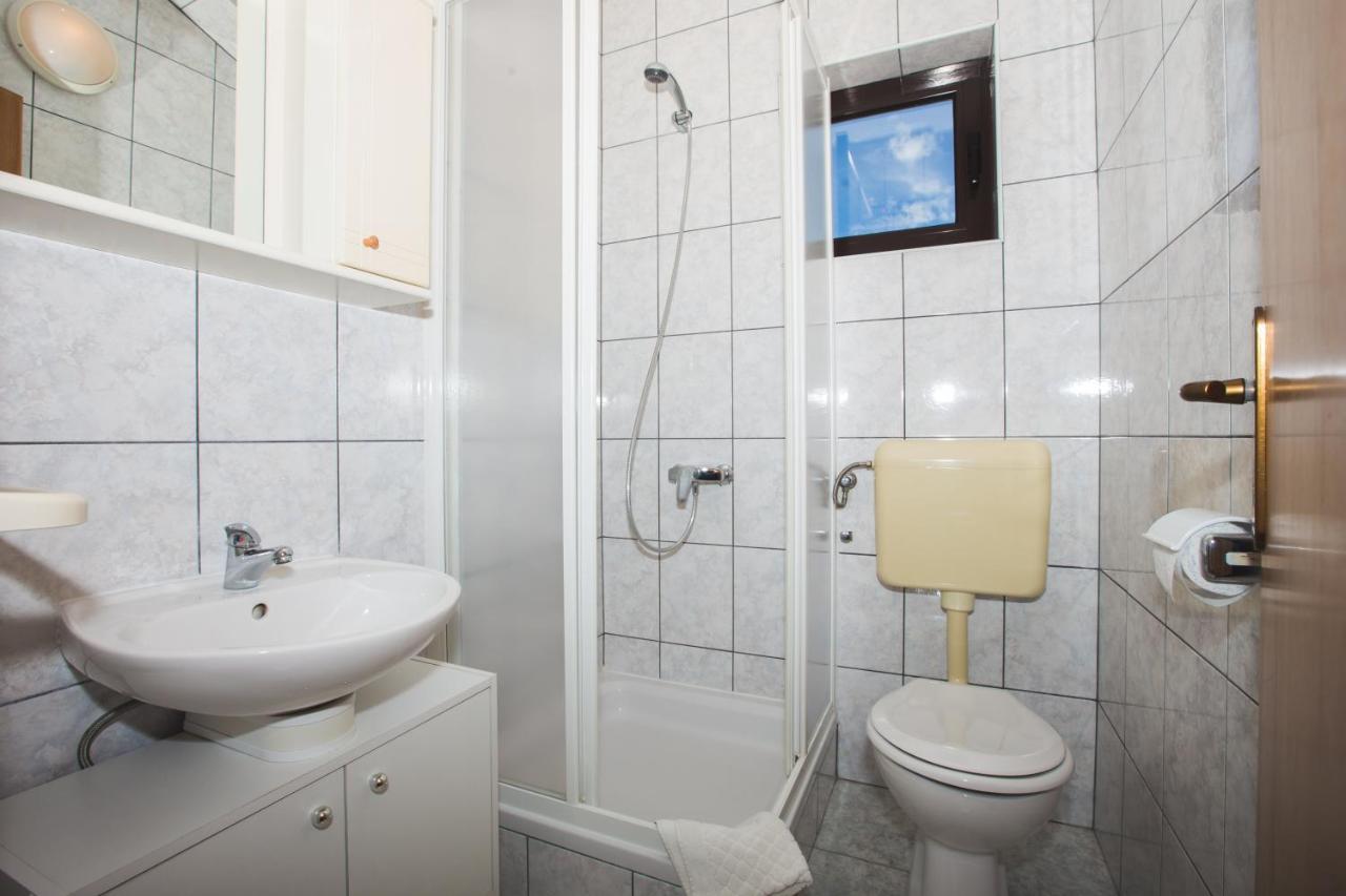 Apartmani Nada & Darko, Kampor, Rab, Hrvatska Exterior photo